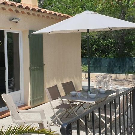 Une Maison En Provence Pierrevert Exterior foto